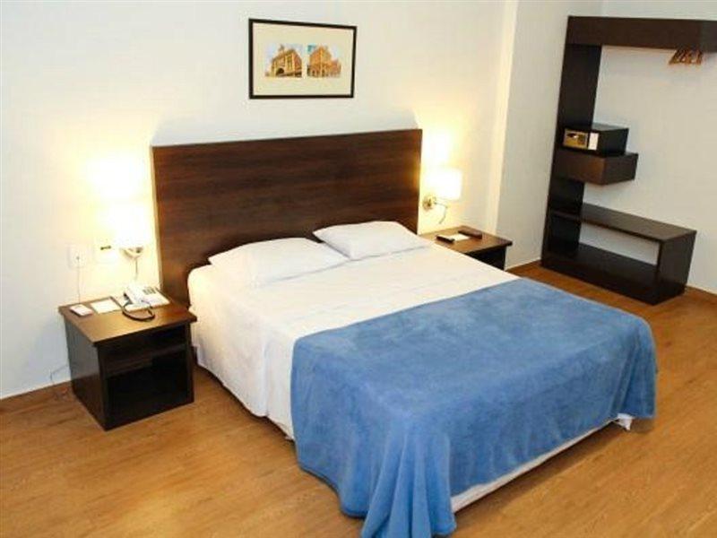 Oyo Ecosuites Hotel Manaus Esterno foto