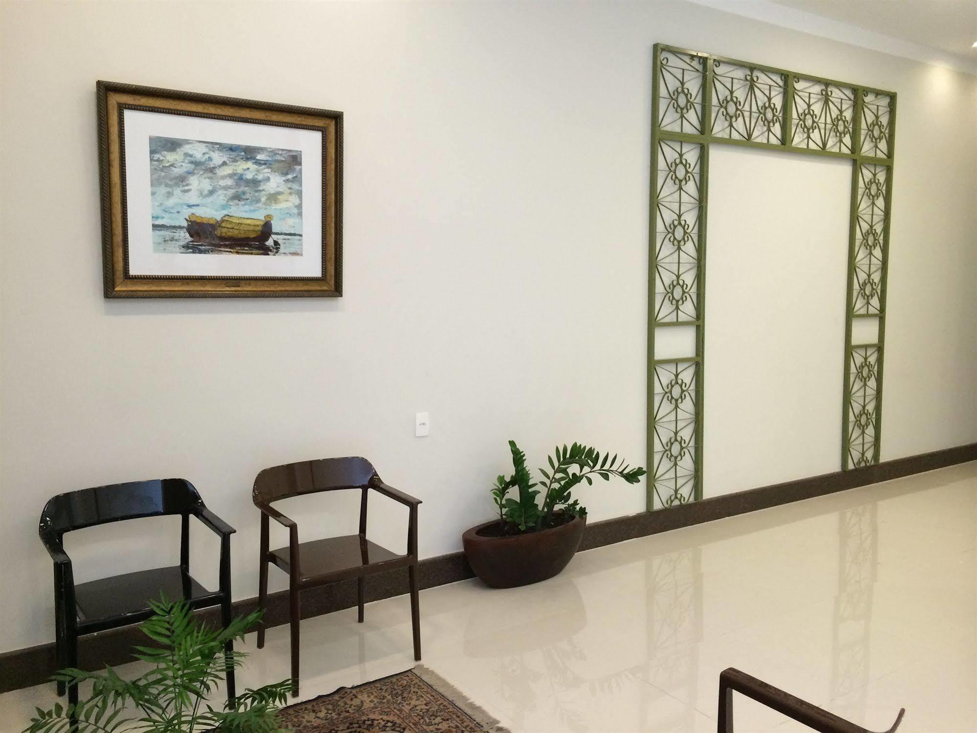 Oyo Ecosuites Hotel Manaus Esterno foto