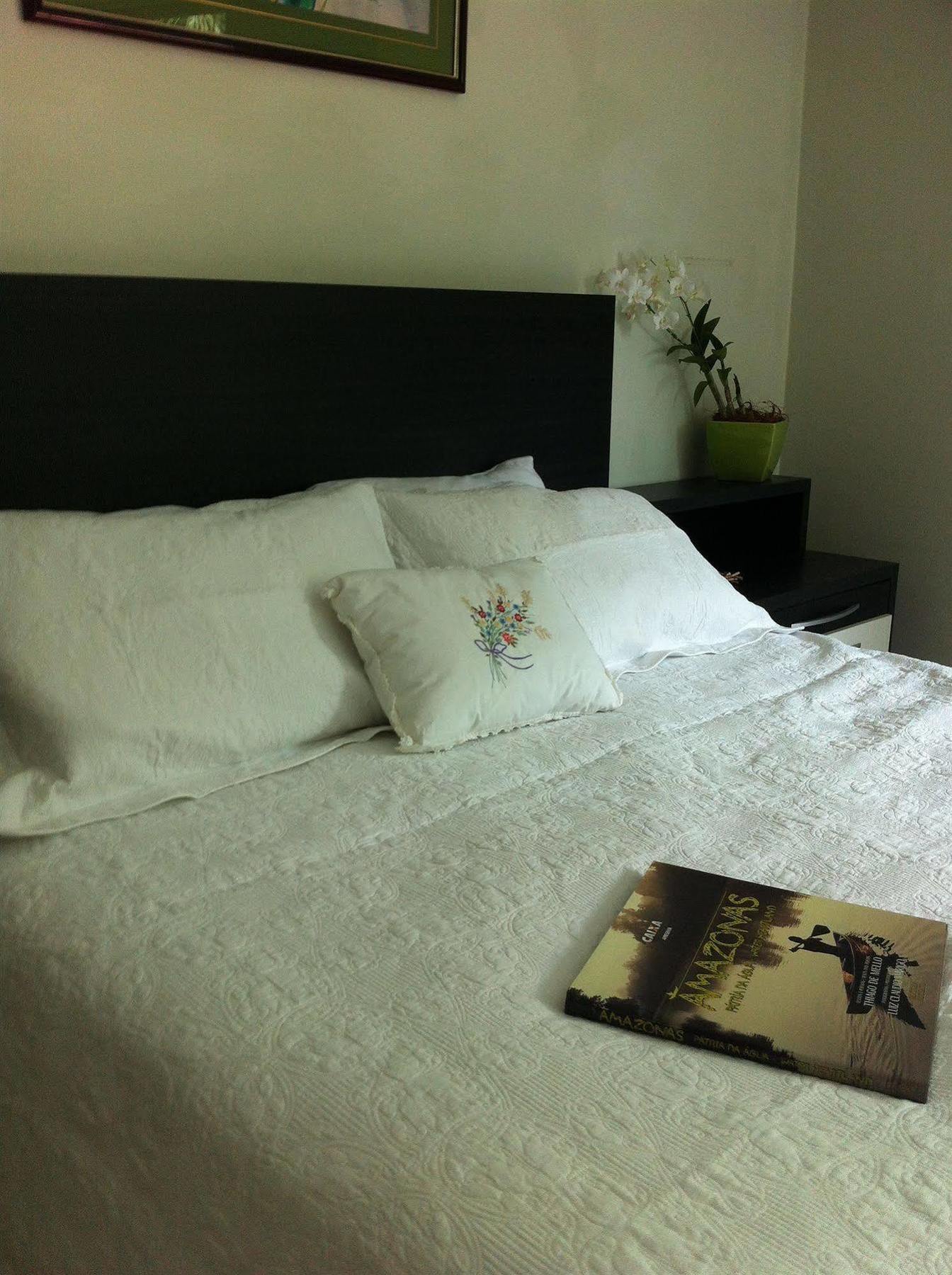 Oyo Ecosuites Hotel Manaus Esterno foto