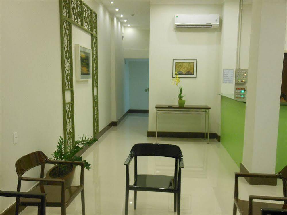 Oyo Ecosuites Hotel Manaus Esterno foto