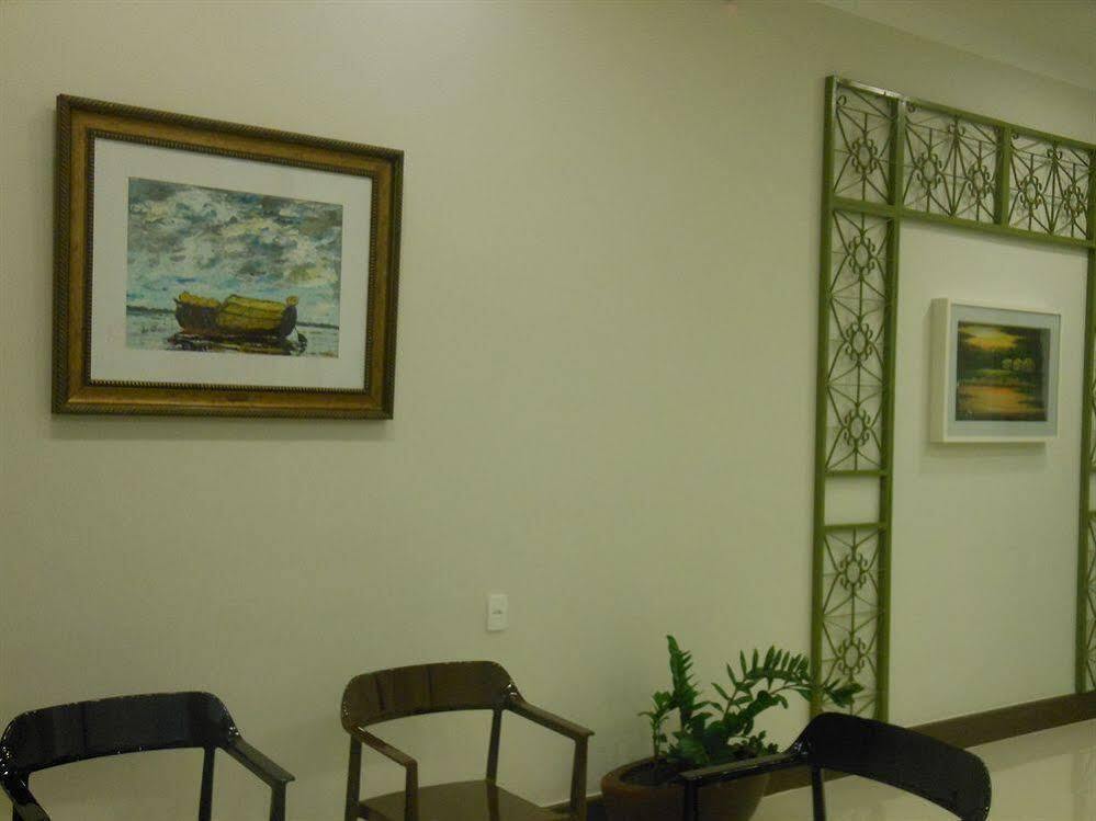 Oyo Ecosuites Hotel Manaus Esterno foto